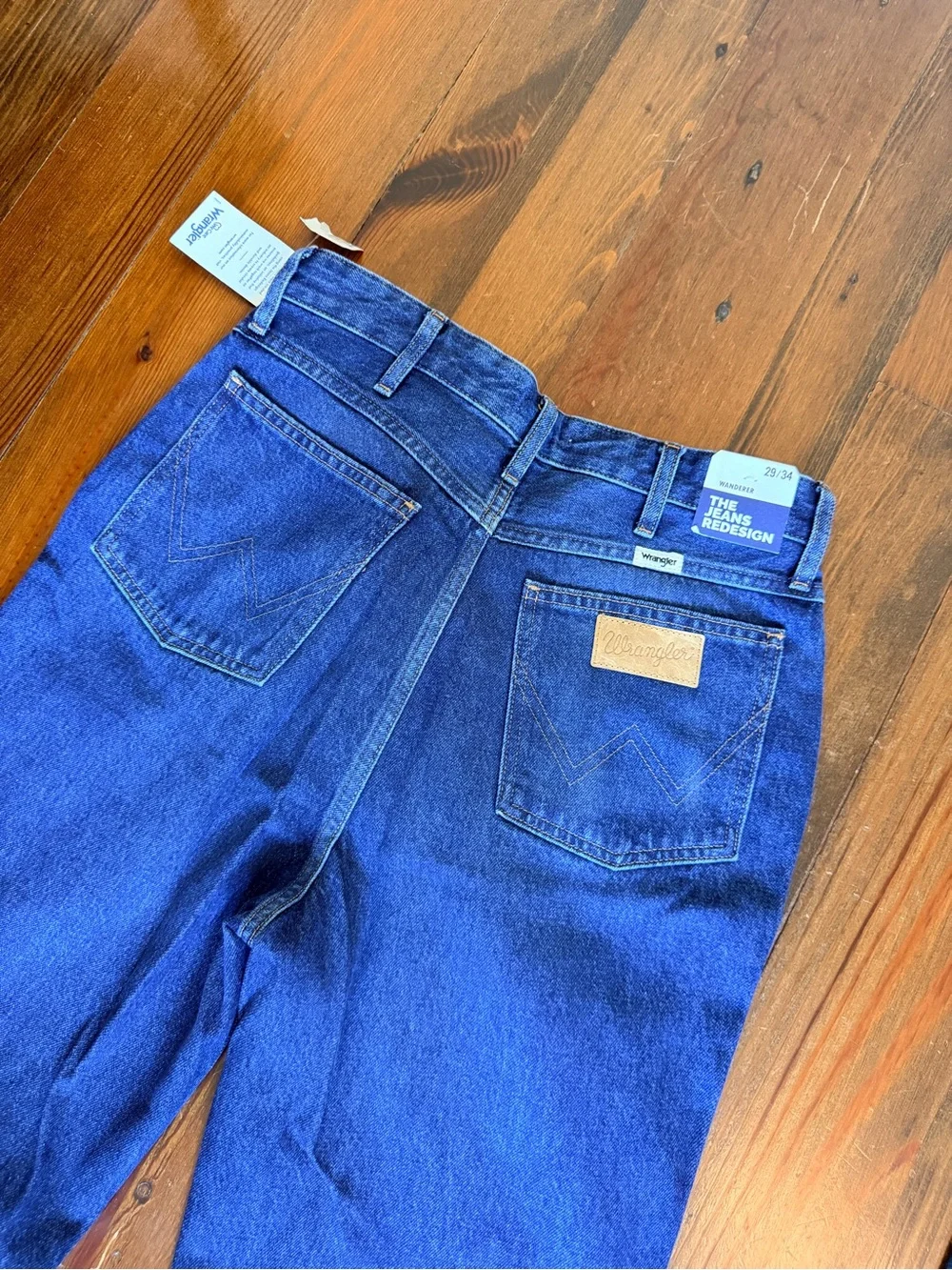 NWT Wrangler Wanderer Flare Bell Bottom Jeans - Size 29 / 34L - 100% Cotton - Picture 12 of 13